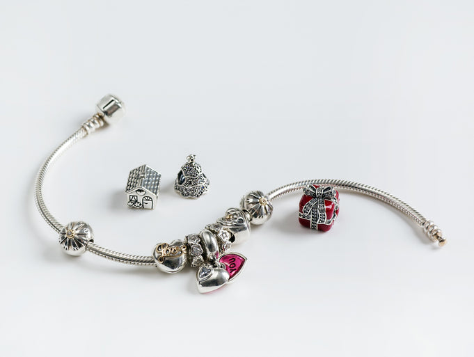 BeCharmy lifestyle jewelry community